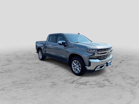 Used 2022 Chevrolet Silverado 1500 LTZ w/ Safety Package II AWD/4WD image 2