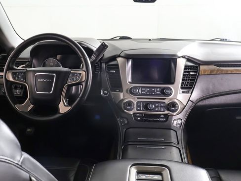 Used 2019 GMC Yukon Denali w/ Open Road Package image 42