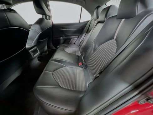 Used 2024 Toyota Camry SE w/ Convenience Package image 29