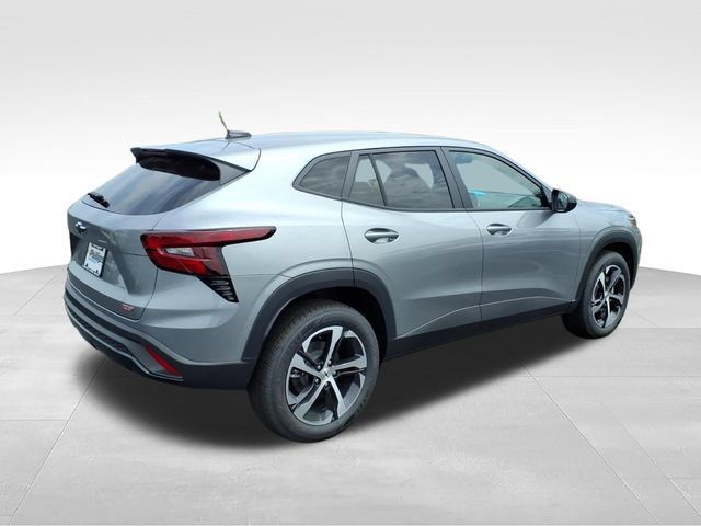 New 2026 Chevrolet Trax RS w/ Sunroof Package FWD image 3