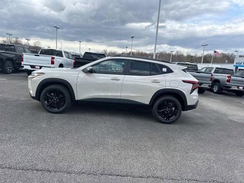 New 2026 Chevrolet Trax ACTIV FWD image 7