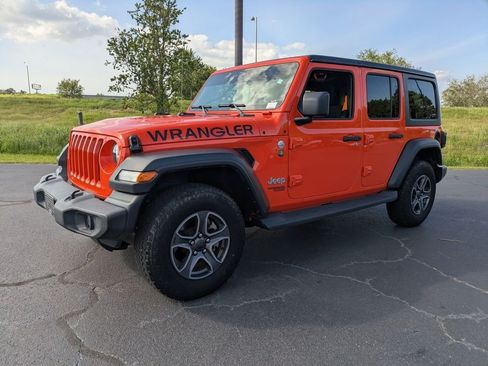 Used 2019 Jeep Wrangler Unlimited Sport S AWD/4WD image 8