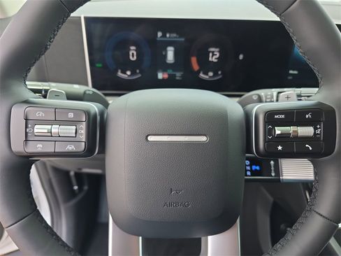 New 2026 Hyundai Santa Fe SE image 30