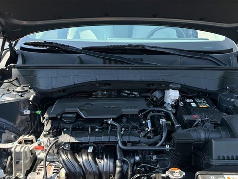 Certified 2024 Hyundai Kona SEL AWD/4WD image 15