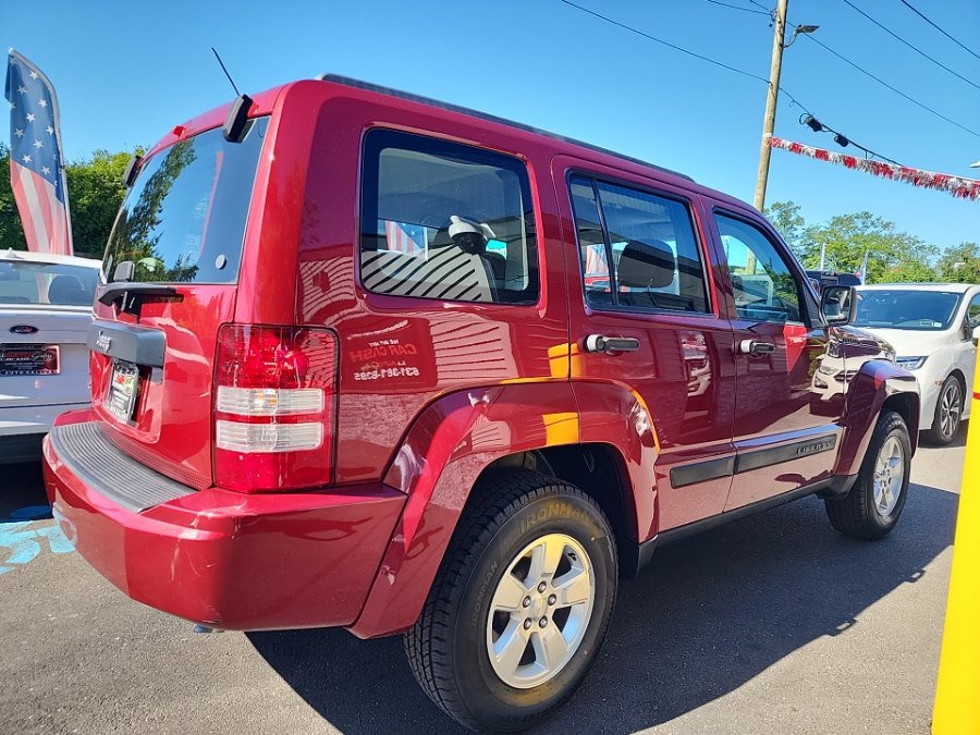 Used 2012 Jeep Liberty Sport AWD/4WD image 10