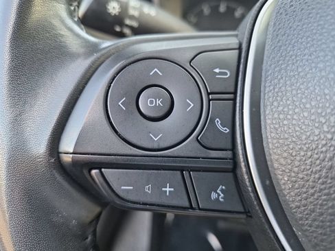 Used 2024 Toyota Corolla SE w/ SE Premium Package FWD image 19