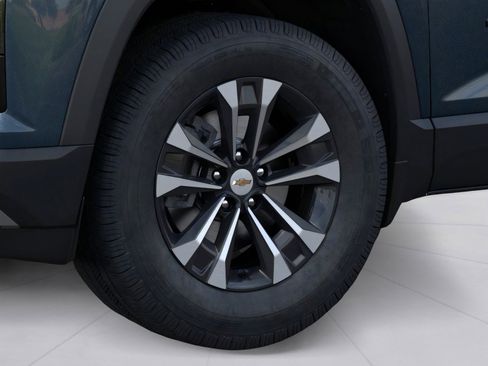 New 2026 Chevrolet Equinox LT image 7