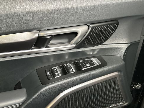 New 2025 Kia Telluride S image 19
