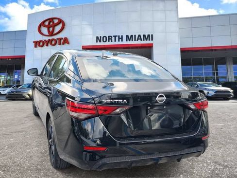 Used 2024 Nissan Sentra SV FWD image 3
