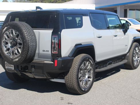 New 2024 GMC Hummer EV 3X image 7