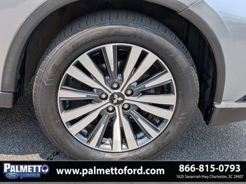 Used 2020 Mitsubishi Outlander ES AWD/4WD image 11