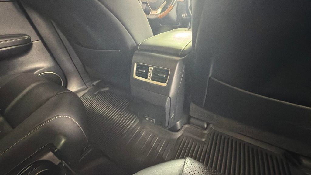 Used 2022 Lexus RX 350L FWD w/ Premium Package image 35