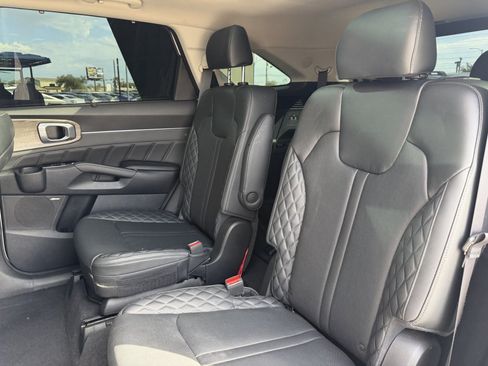 Used 2023 Kia Sorento SX Prestige AWD/4WD image 35