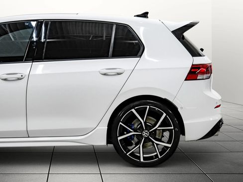 Used 2022 Volkswagen Golf R AWD/4WD image 14