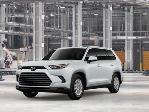 New 2026 Toyota Grand Highlander AWD Hybrid image 1