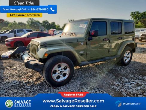 Used 2013 Jeep Wrangler Unlimited Sahara w/ Dual Top Group AWD/4WD image 1