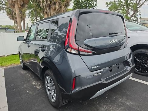 Certified 2023 Kia Soul LX FWD image 12
