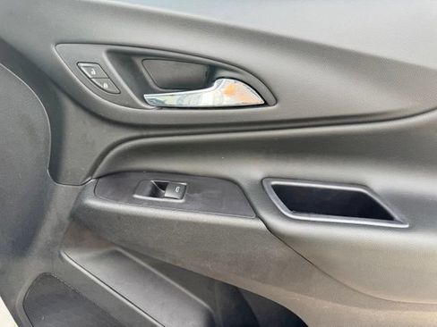 Used 2021 Chevrolet Equinox LT AWD/4WD image 27