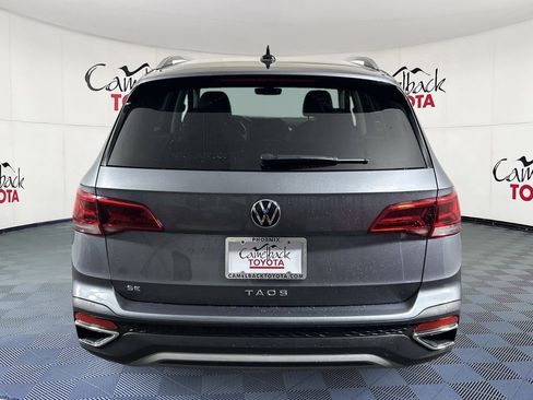 Used 2024 Volkswagen Taos SE image 7