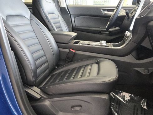 Used 2024 Ford Edge SEL AWD/4WD image 3