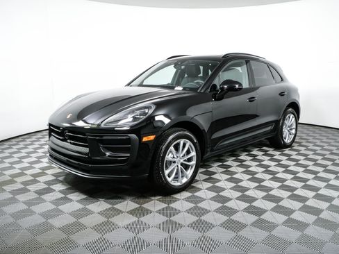 New 2026 Porsche Macan AWD/4WD image 1