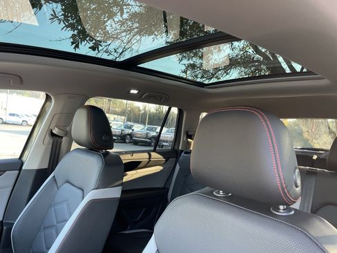 New 2026 Volkswagen Atlas Peak Edition AWD/4WD image 16