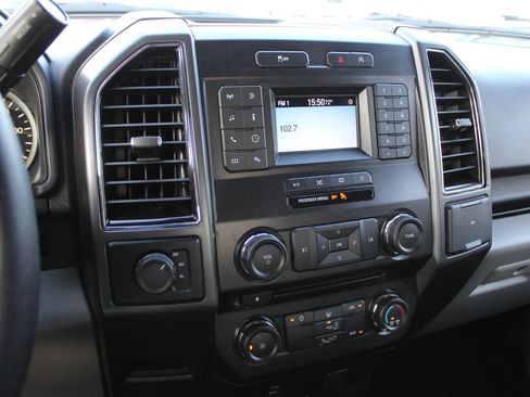 Used 2018 Ford F150 XLT image 15