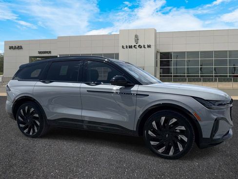 New 2026 Lincoln Nautilus Reserve w/ Jet Appearance Package AWD/4WD image 1