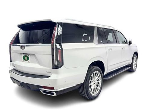 Used 2022 Cadillac Escalade ESV Premium Luxury image 2