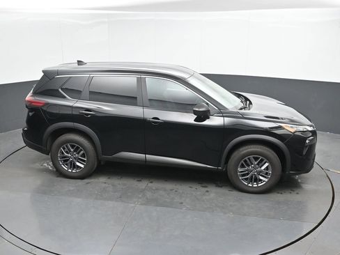 Used 2024 Nissan Rogue S AWD/4WD image 30