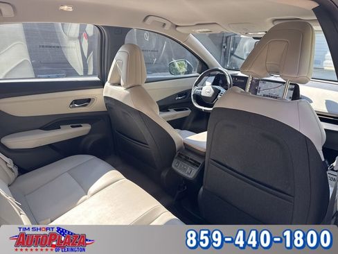 Used 2023 Nissan Ariya AWD image 56