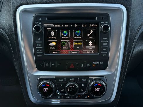 Used 2017 GMC Acadia Limited SLT AWD/4WD image 26