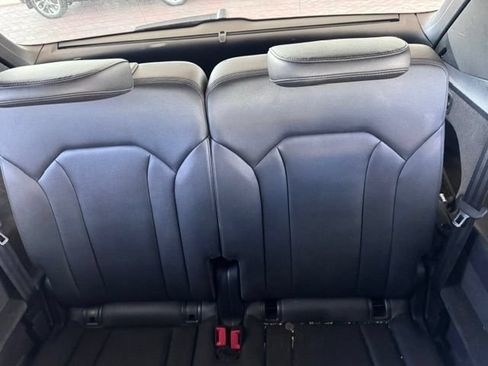 Used 2019 Audi Q7 3.0T Prestige w/ Prestige Package AWD/4WD image 11