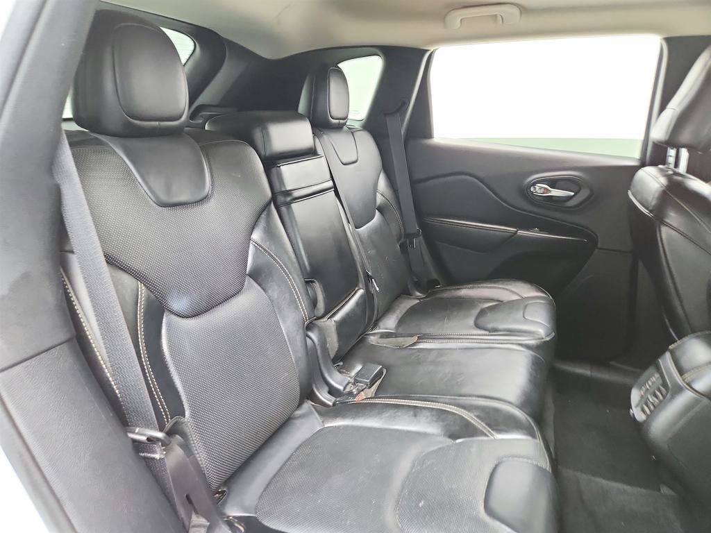 Used 2014 Jeep Cherokee Limited w/ Technology Group FWD image 29