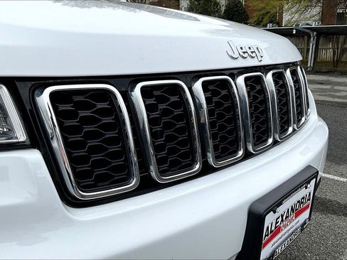 Used 2022 Jeep Grand Cherokee Limited AWD/4WD image 29