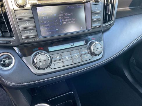 Used 2013 Toyota RAV4 Limited image 33