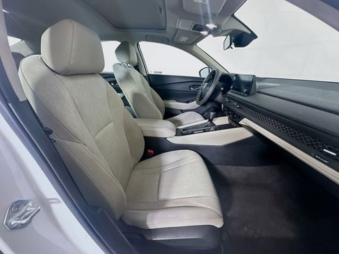 Used 2023 Honda Accord EX image 31