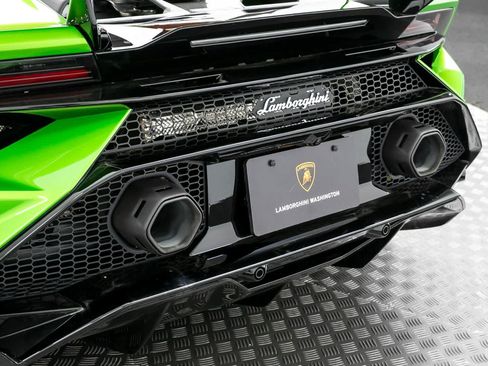 Used 2024 Lamborghini Huracan Tecnica RWD image 52