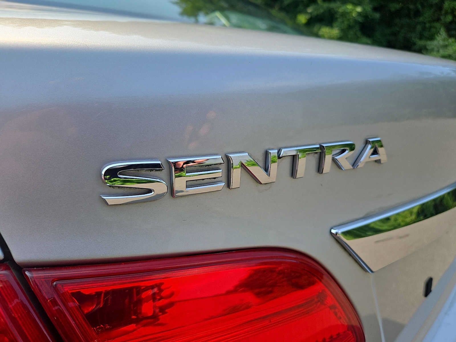 Used 2017 Nissan Sentra S FWD image 29