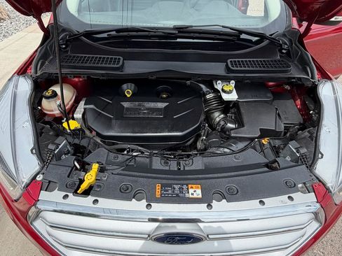Used 2018 Ford Escape Titanium AWD/4WD image 25