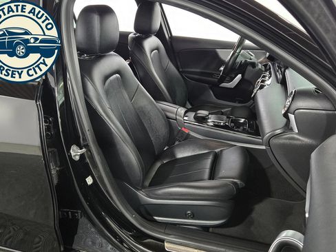 Used 2021 Mercedes-Benz A 220 image 34