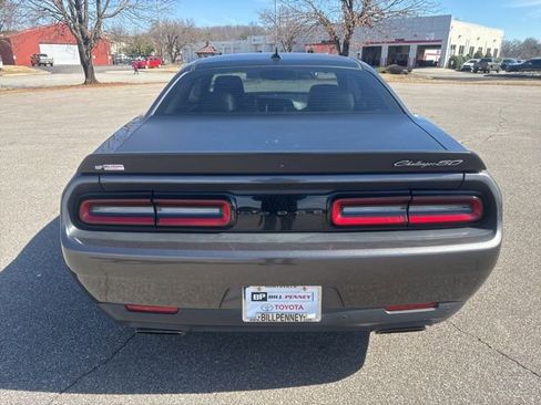 Used 2020 Dodge Challenger R/T Scat Pack image 4