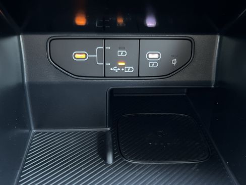 New 2026 Kia Sorento S w/ S Panoramic Sunroof Package image 8