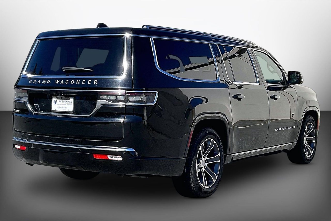 Certified 2024 Jeep Grand Wagoneer L 4WD image 8