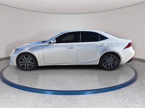 Used 2016 Lexus IS 300 AWD image 9