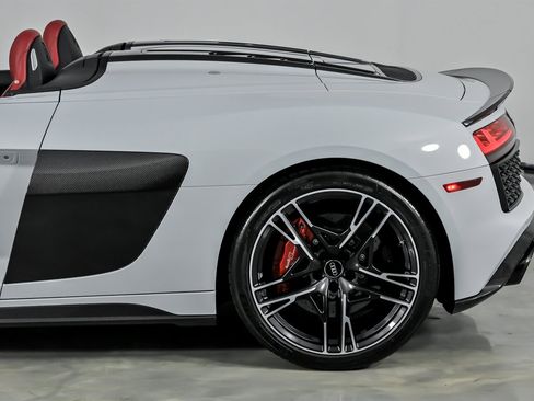 Used 2020 Audi R8 V10 performance image 9