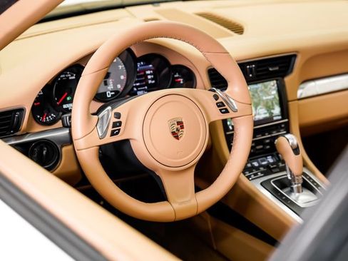 Used 2013 Porsche 911 Carrera S RWD image 9