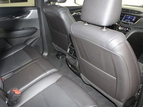 Used 2023 Cadillac XT5 Premium Luxury image 32