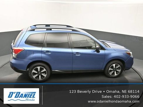 Used 2017 Subaru Forester 2.5i w/ Alloy Wheel Package AWD/4WD image 19