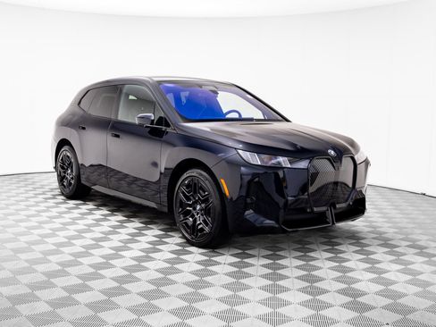 New 2026 BMW iX xDrive60 w/ M Sport Package image 8